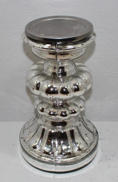 Kerzenhalter in silberfarben aus Glas
