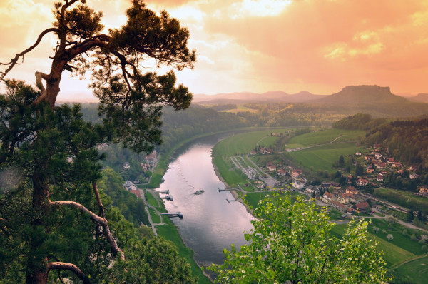 Akustikbild ELBE BEI RATHEN aus Materialmix