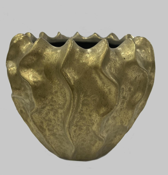 Übertopf WAVE in goldfarben aus Terracotta
