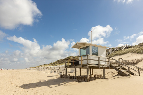 Leinwandbild STRANDHÜTTE in mehrfarbig aus Holz